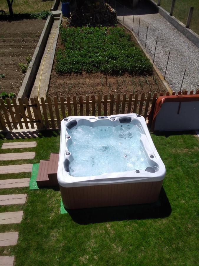 Apartamento Rural Casa Paco Con Jacuzzi Exterior Y Barbacoa Aínsa Exterior photo