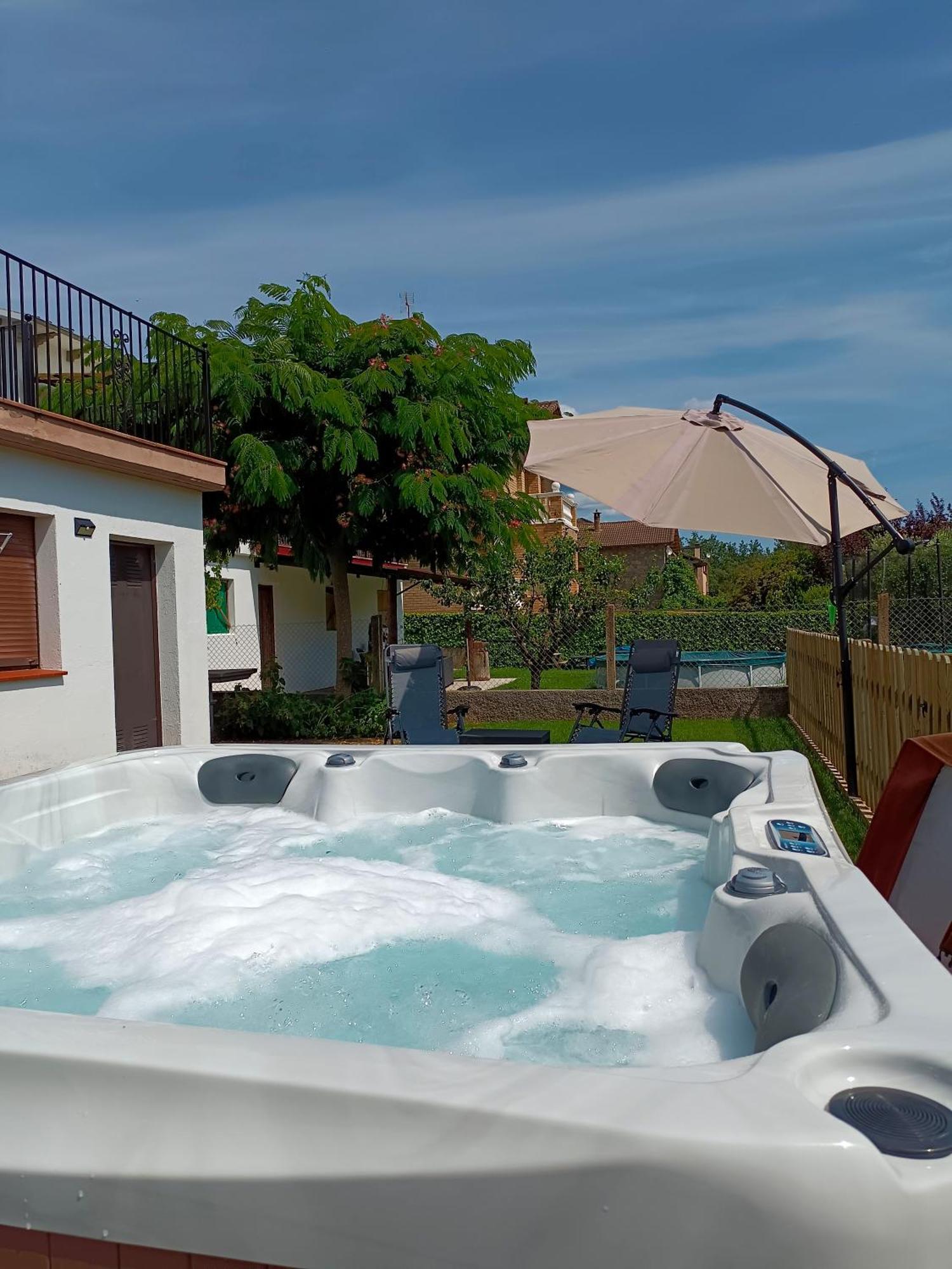 Apartamento Rural Casa Paco Con Jacuzzi Exterior Y Barbacoa Aínsa Exterior photo